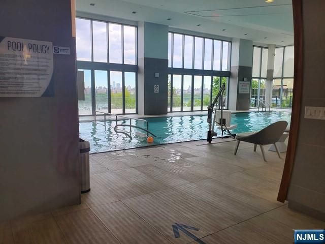 320 Adolphus Avenue 914, Cliffside Park, NJ 07010