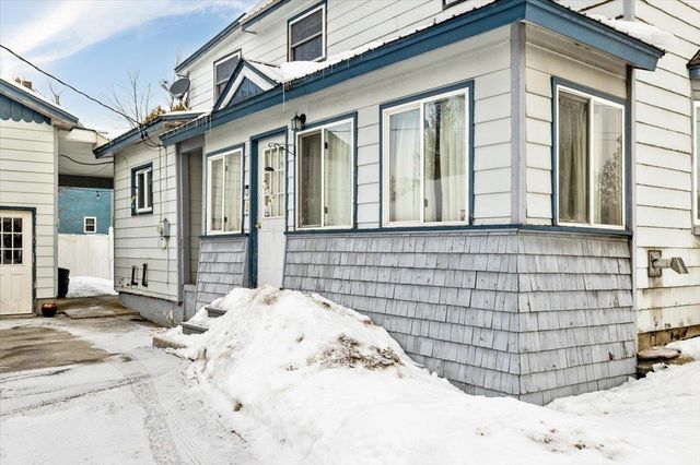 12 Hamilton Place, Richford, VT 05476