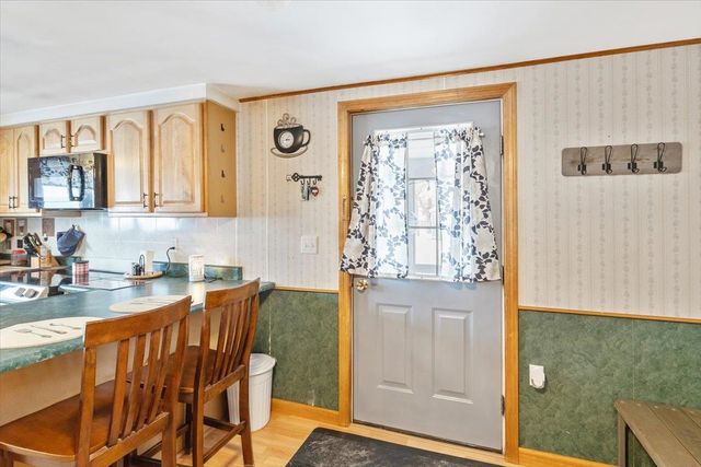 12 Hamilton Place, Richford, VT 05476