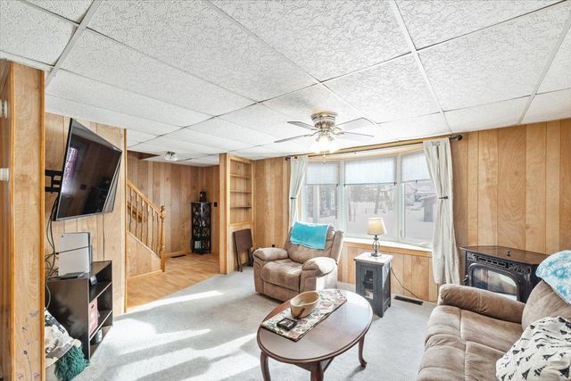 12 Hamilton Place, Richford, VT 05476