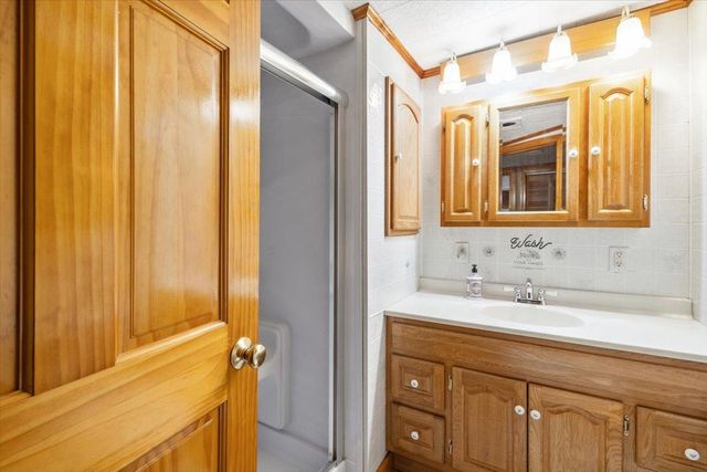 12 Hamilton Place, Richford, VT 05476