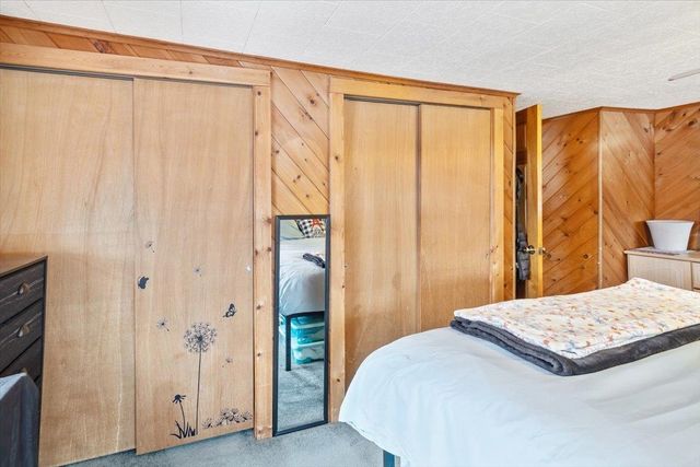 12 Hamilton Place, Richford, VT 05476