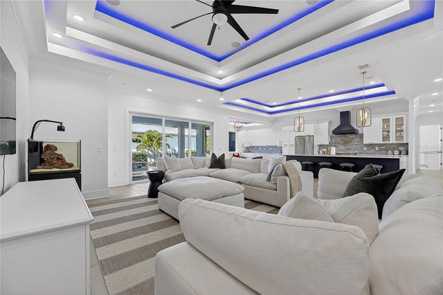 5720 TYBEE ISLAND DRIVE, Apollo Beach, FL 33572