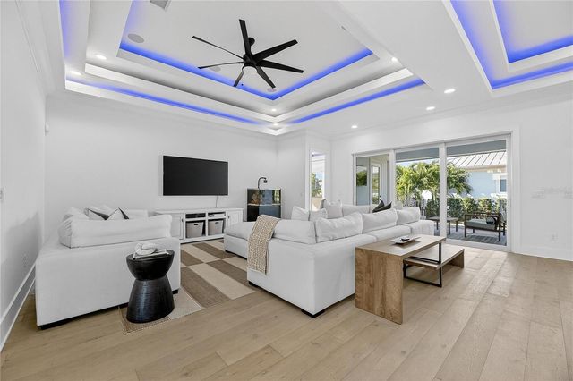 5720 TYBEE ISLAND DRIVE, Apollo Beach, FL 33572