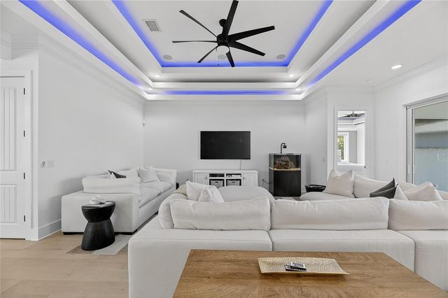 5720 TYBEE ISLAND DRIVE, Apollo Beach, FL 33572