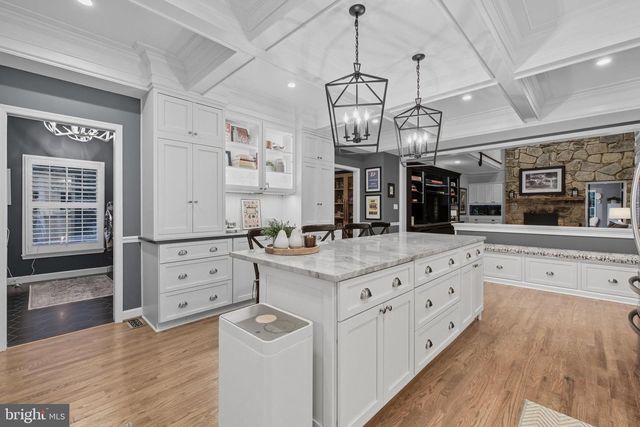 9217 JEFFERY RD, Great Falls, VA 22066