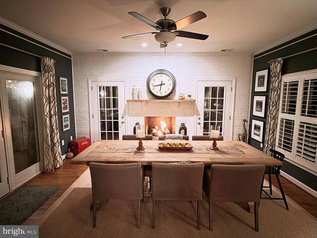 9217 JEFFERY RD, Great Falls, VA 22066