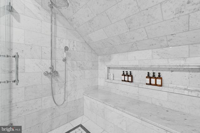 9217 JEFFERY RD, Great Falls, VA 22066