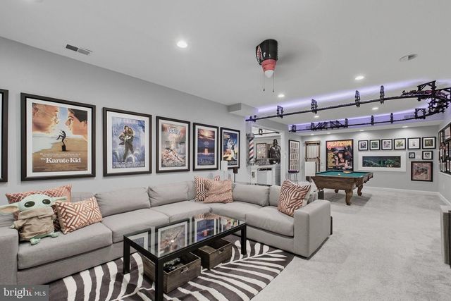 9217 JEFFERY RD, Great Falls, VA 22066