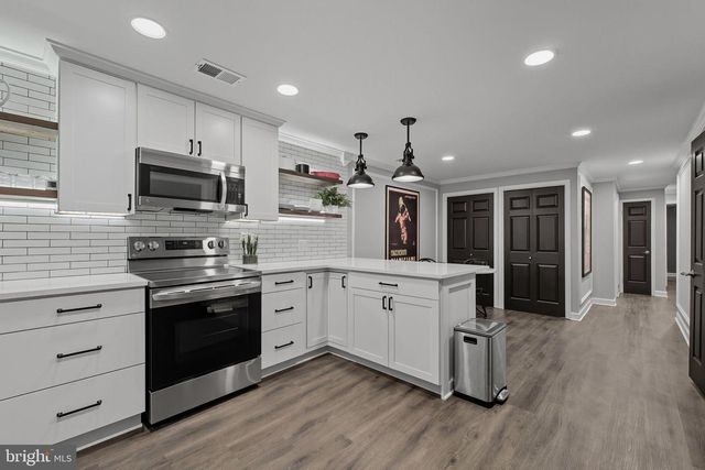 9217 JEFFERY RD, Great Falls, VA 22066