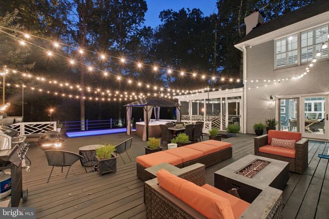 9217 JEFFERY RD, Great Falls, VA 22066