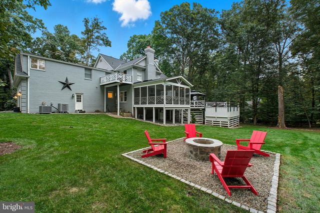 9217 JEFFERY RD, Great Falls, VA 22066