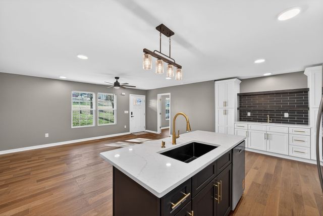 243 Curd Rd, Mount Juliet, TN 37122