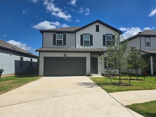 319 Stonebrook DR, Hutto, TX 78634