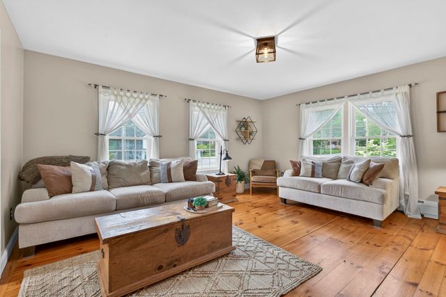 376 Main Street, Hopkinton, NH 03229