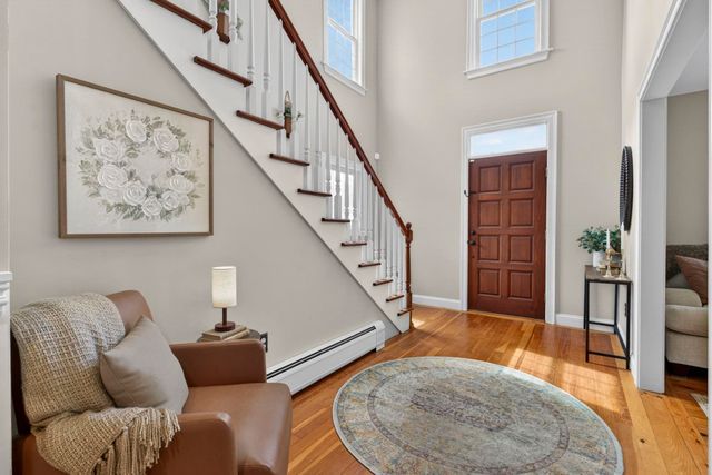 376 Main Street, Hopkinton, NH 03229