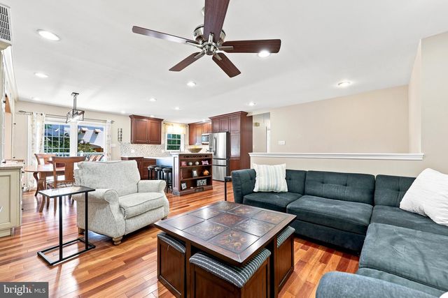 8619 BELFRY DR, Philadelphia, PA 19128