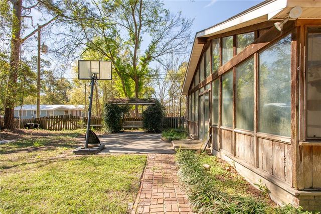 902 Stanton Ave, Waycross, GA 31503