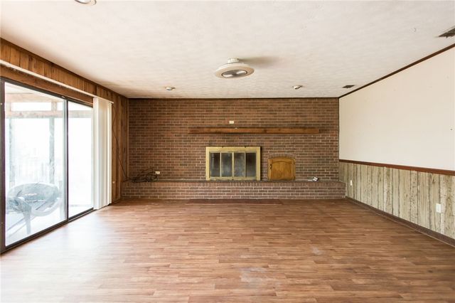 902 Stanton Ave, Waycross, GA 31503