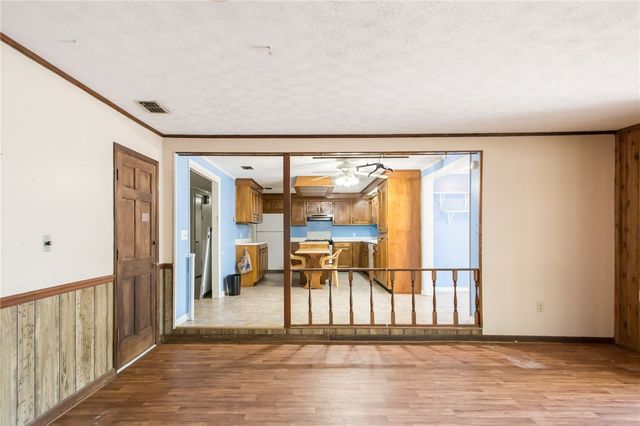 902 Stanton Ave, Waycross, GA 31503