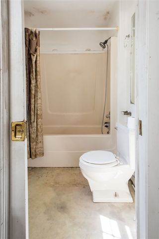 902 Stanton Ave, Waycross, GA 31503