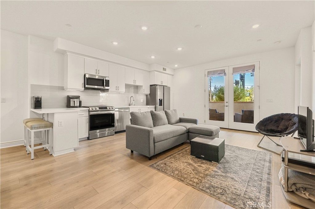 915 Madonna Road 102, San Luis Obispo, CA 93405