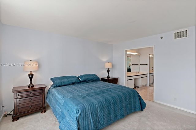 3600 Mystic Pointe Dr 1207, Aventura, FL 33180