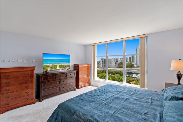 3600 Mystic Pointe Dr 1207, Aventura, FL 33180