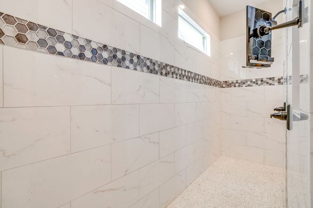 1000 Magnolia Court, Springtown, TX 76082
