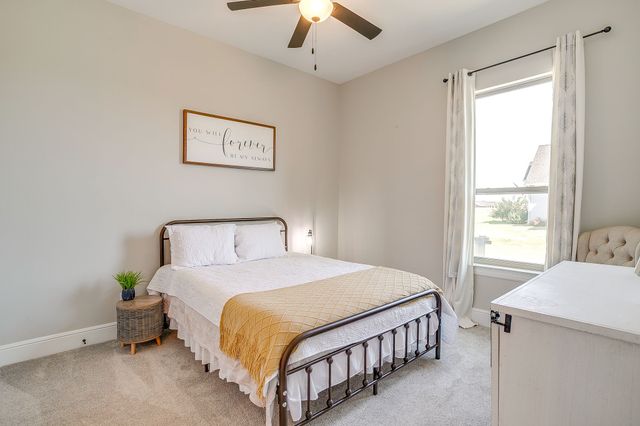 1000 Magnolia Court, Springtown, TX 76082