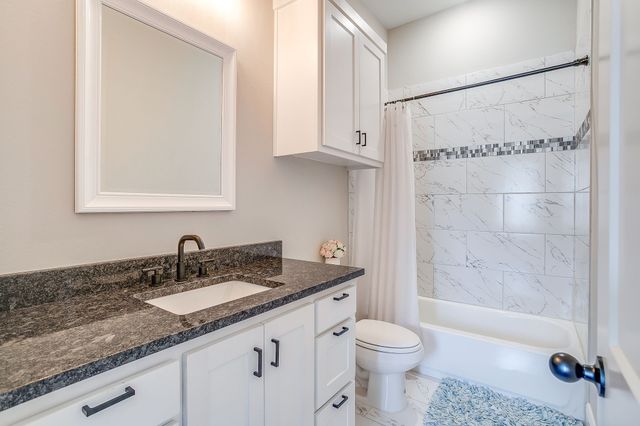 1000 Magnolia Court, Springtown, TX 76082
