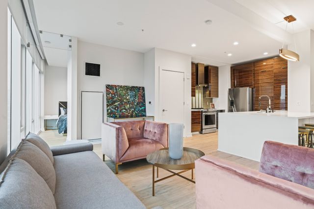 515 Church St Unit 3011, Nashville, TN 37219