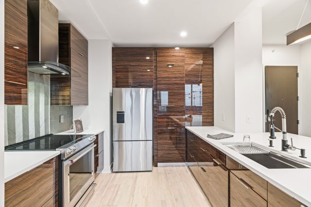 515 Church St Unit 3011, Nashville, TN 37219