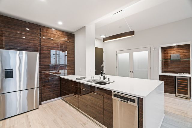 515 Church St Unit 3011, Nashville, TN 37219