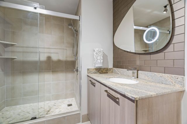 515 Church St Unit 3011, Nashville, TN 37219
