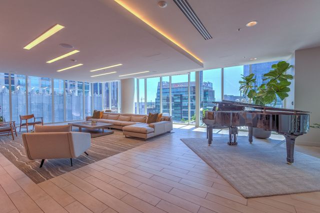 515 Church St Unit 3011, Nashville, TN 37219