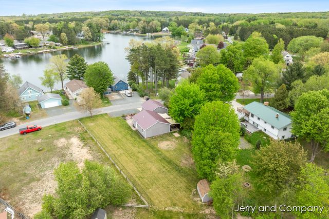 2058 N White Birch Drive, Mears, MI 49436