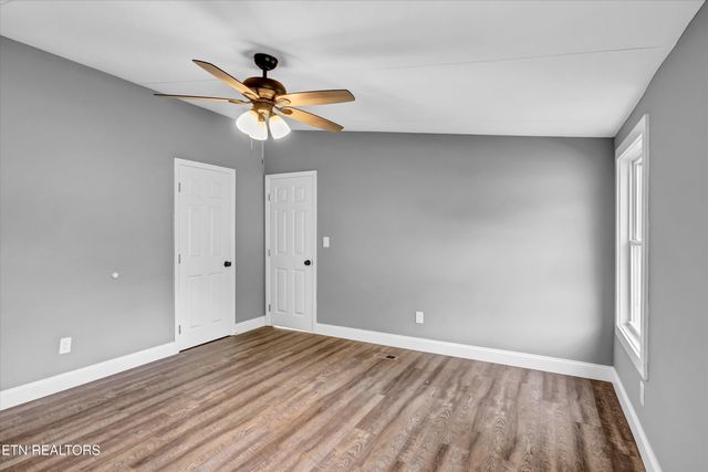 8631 Ball Camp Pike, Knoxville, TN 37931