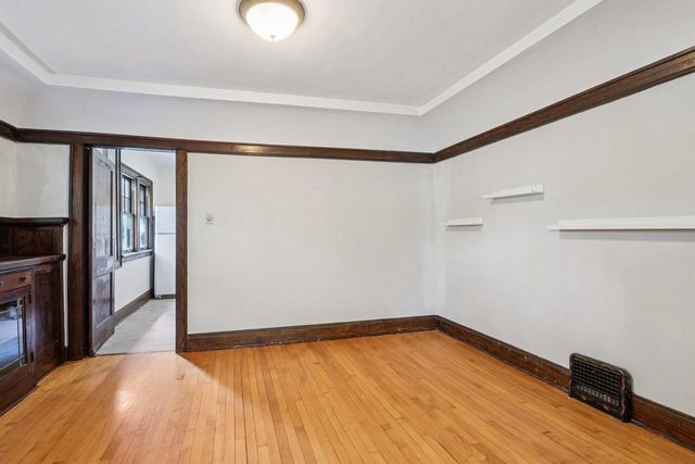 3400 S Delaware AVENUE #3402, Milwaukee, WI 53207