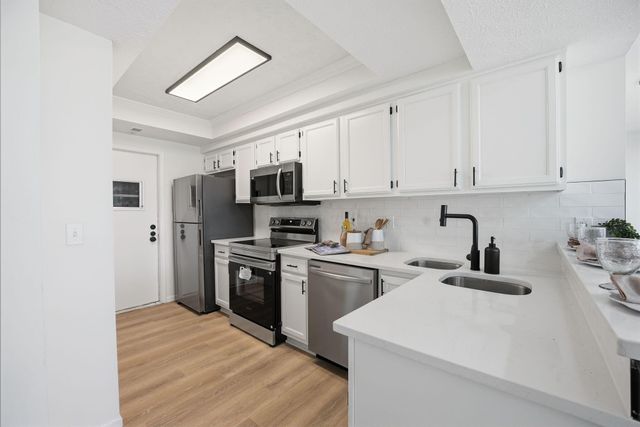 3782 Falls Circle Drive, 25, Hilliard, OH 43026