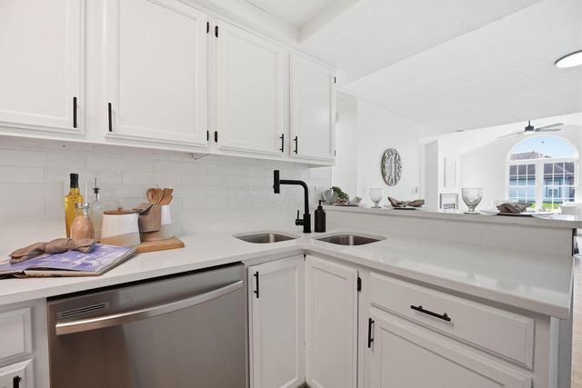 3782 Falls Circle Drive, 25, Hilliard, OH 43026