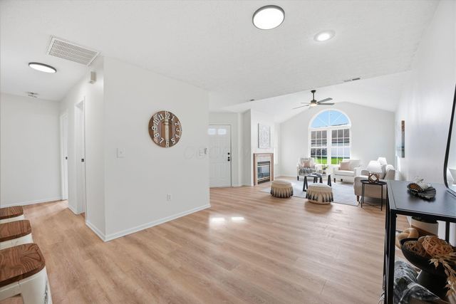 3782 Falls Circle Drive, 25, Hilliard, OH 43026