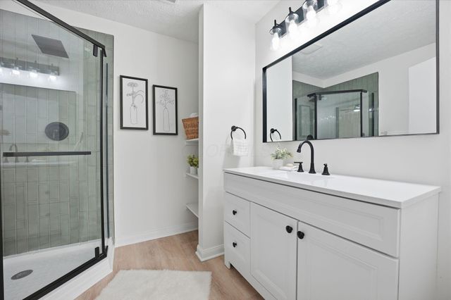 3782 Falls Circle Drive, 25, Hilliard, OH 43026