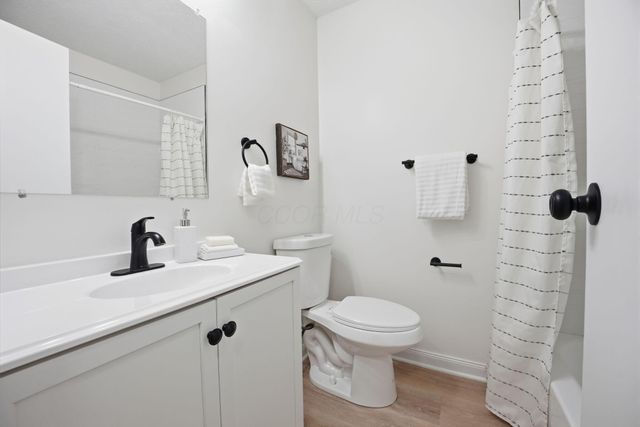 3782 Falls Circle Drive, 25, Hilliard, OH 43026