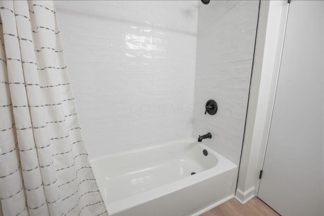 3782 Falls Circle Drive, 25, Hilliard, OH 43026