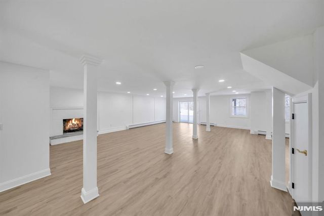 853 Shadow Ridge Road, Franklin Lakes, NJ 07417