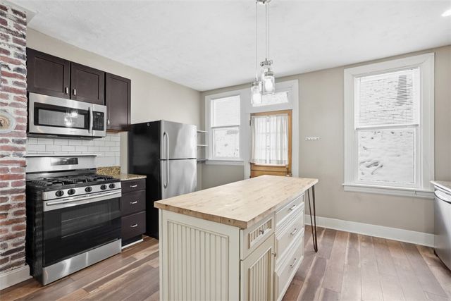 233 Edith St, Mt Washington, PA 15211