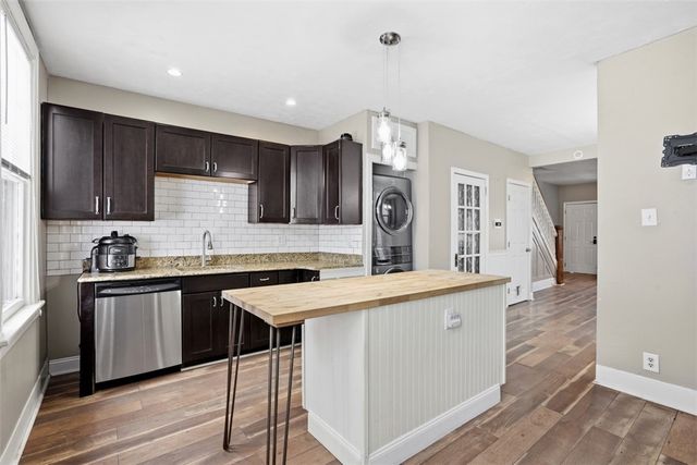 233 Edith St, Mt Washington, PA 15211