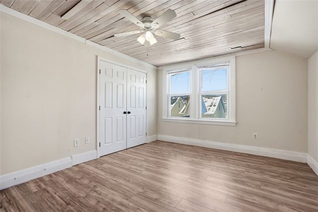 233 Edith St, Mt Washington, PA 15211