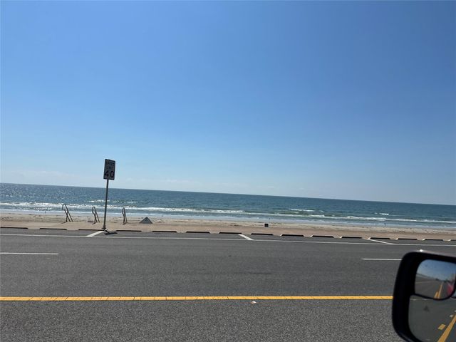 16602 Jamacia Inn Street, Jamaica Beach, TX 77554